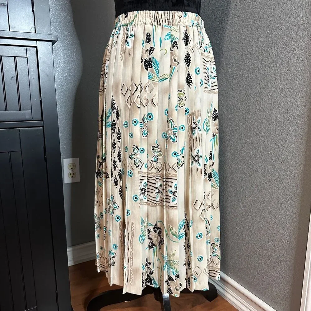 Alfred Dunner Skirt 12 Petite Beige Blue Floral‎ Pleated Elastic Waist Midi Boho